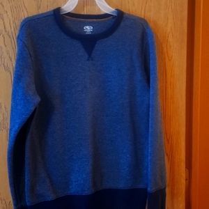 Cozy, blue boys sweat shirt. Size LG (10-12), Athletic long sleeved sweat shirt.